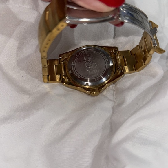 INVICTA DISNEY LIMITED EDITION MICKEY MOUSE WATCH - Picture 4 of 8